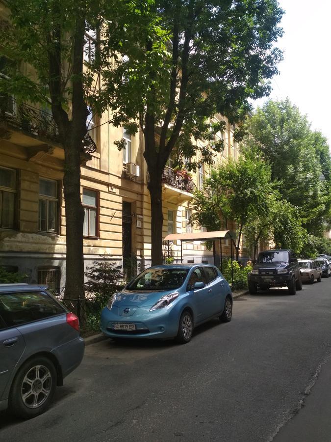 Cosy flat Apartment Лвив Екстериор снимка
